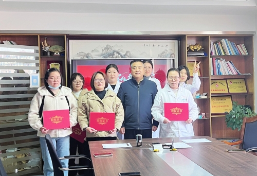 并肩前行 聚力同心 向阳而生 共谱华章 --员工入股签约仪式圆满落幕！