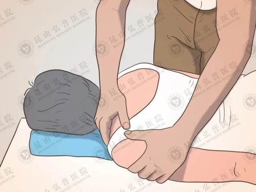 这几个姿势很舒服，但很伤脊柱！你可能每天都在做